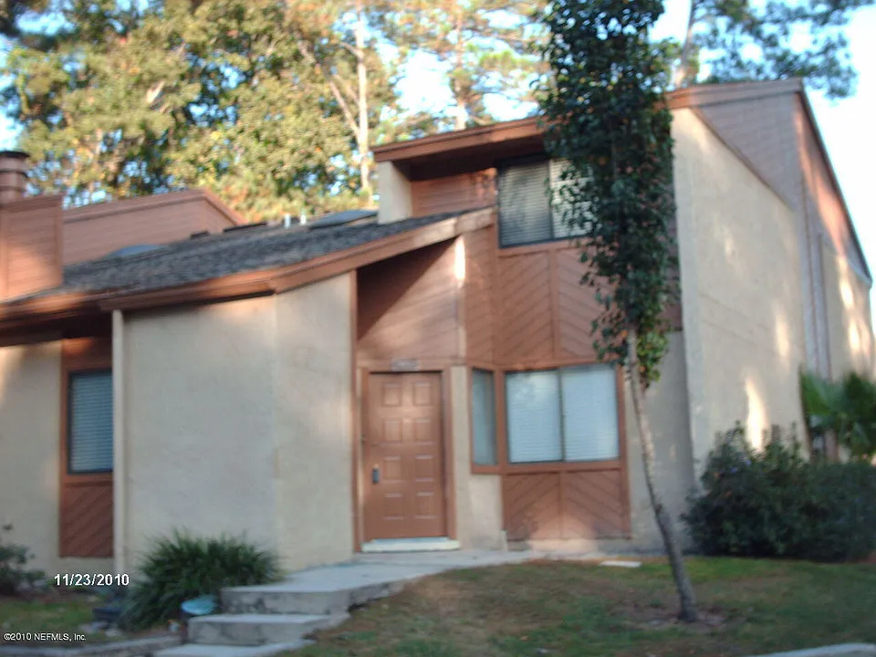 85 Debarry Ave #2053