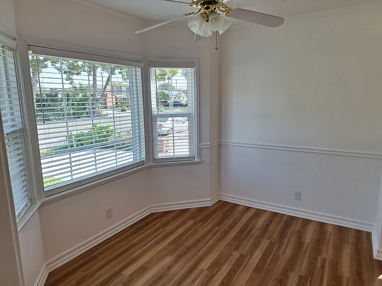 1731 N Lincoln St — Photo 9