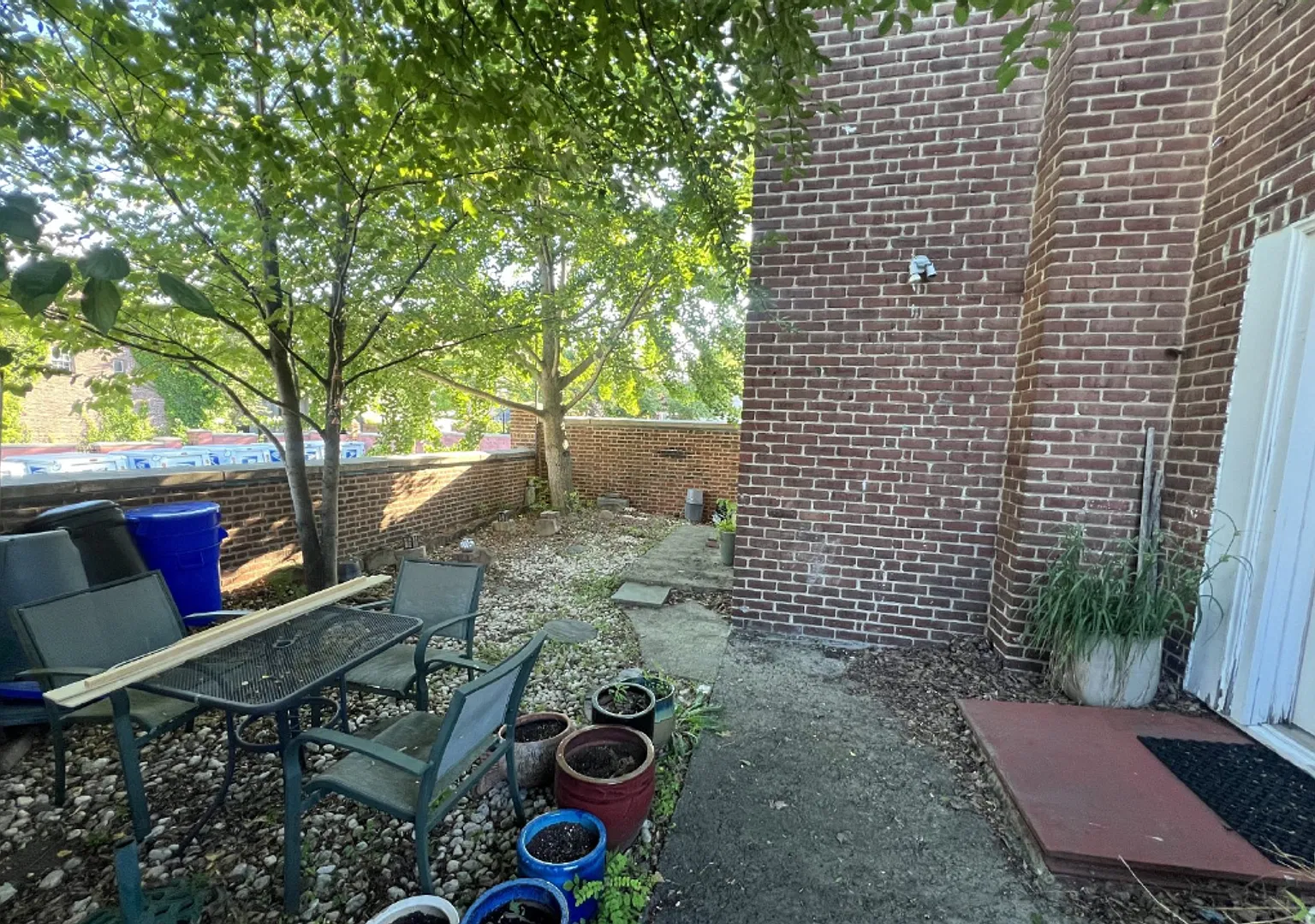 Available Now! One Of A Kind Home In Easton! — Photo 3