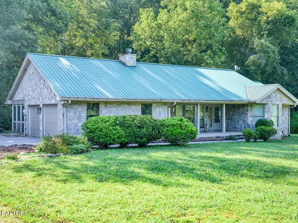 526 Lizzie Ln, Townsend, TN 37882