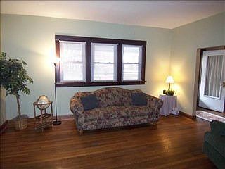 1st image of 425 N 41st St