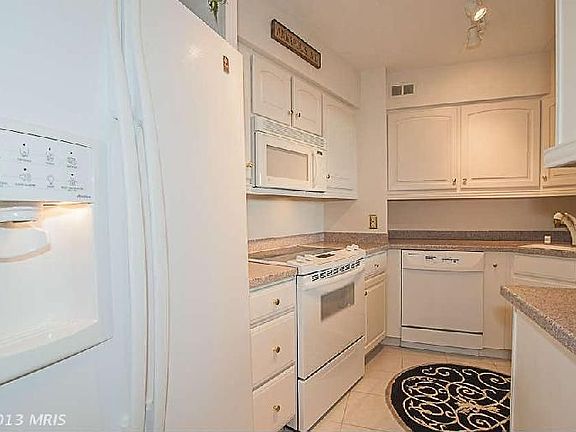 2nd image of 100 Severn Ave