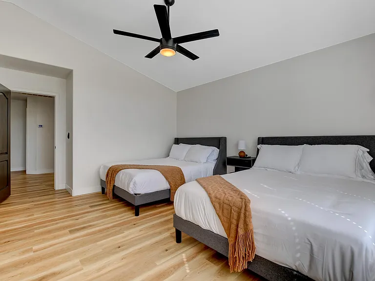 457 Compo Ave — Photo 34