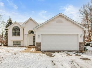 1203 Hemlock Cir, Buffalo, MN 55313