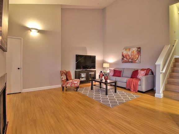 5th image of 416 Crescent Ave APT 26