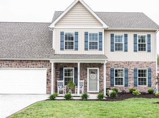 41 Garnett Ct, Evington, VA 24550