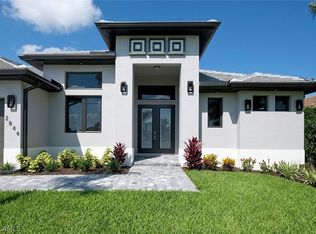 2844 SW 26th Place Cpe, Coral, FL 33914