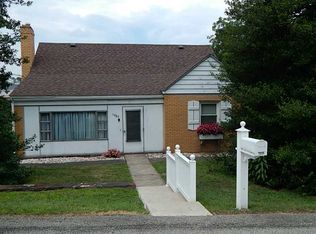 1084 3rd St, Westmoreland City, PA 15692