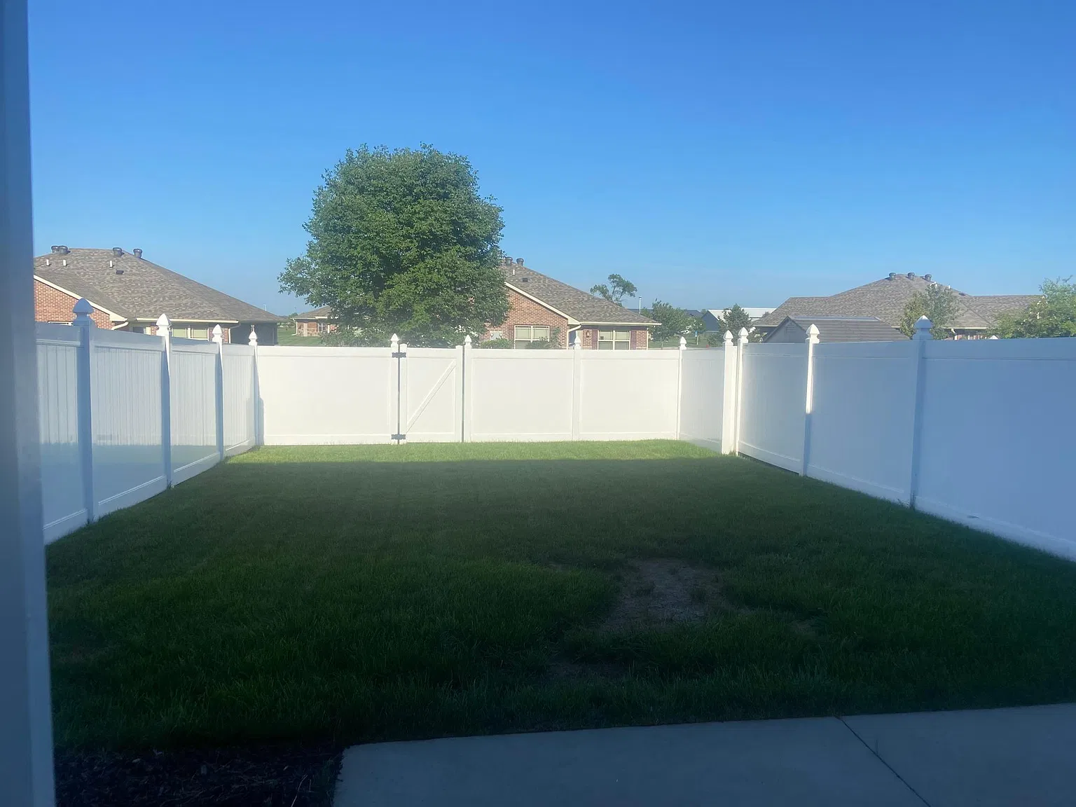 3 bed, 2.5 bath, 1700 sqft, $1,900 — Photo 4