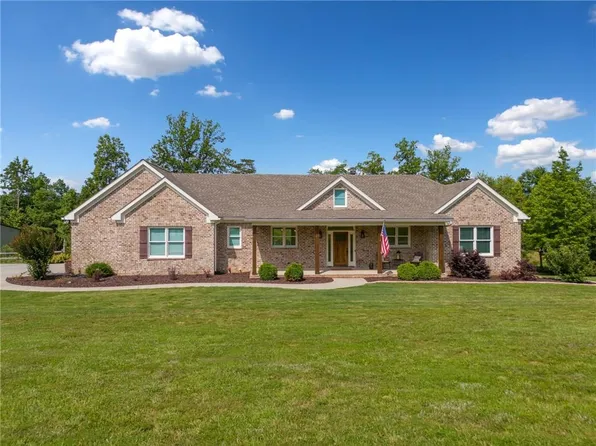 732 Matthews Rd, Jasper, GA 30143