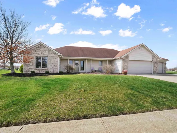 1224 E Edge Water Ct, Decatur, IN 46733