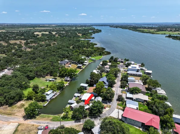 631 County Road 136B, Kingsland, TX 78639