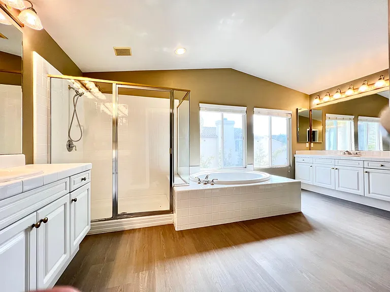 5003 Sterling Grove Ln — Photo 10