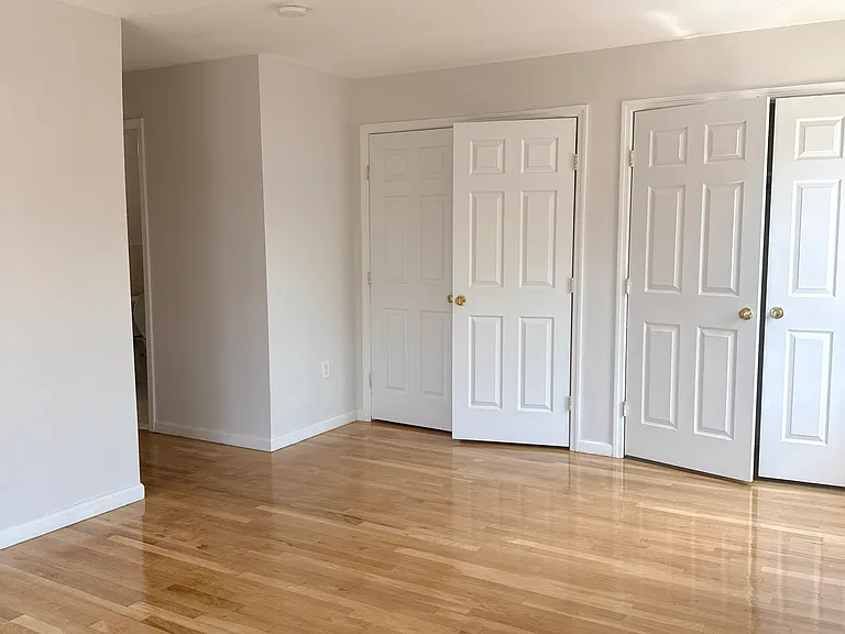322 Baldwin Ave #3 — Photo 9