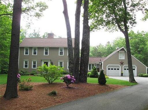 1st image of 75 Lake Dr W