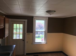 907 2nd St, Charleroi, PA 15022