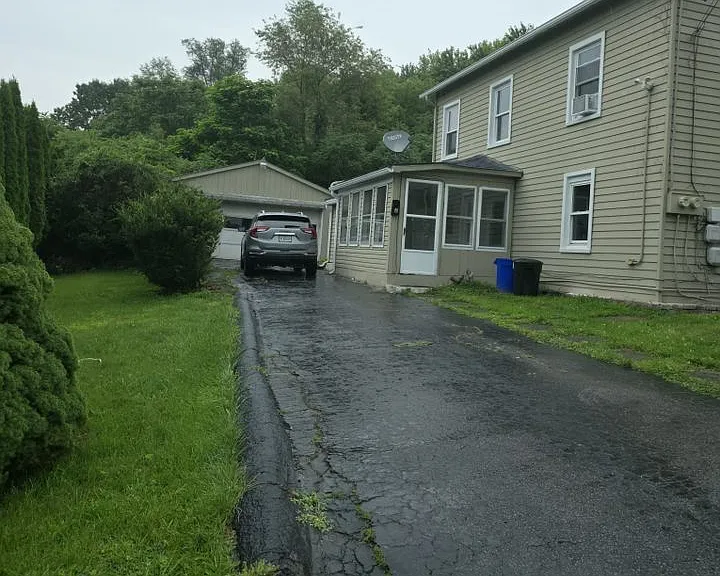 120 Union St #2 — Photo 2