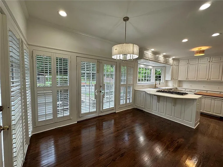 935 Stovall Blvd NE — Photo 16