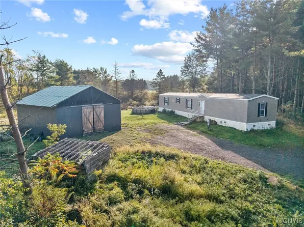 260 Hinman Rd, Pulaski, NY 13142