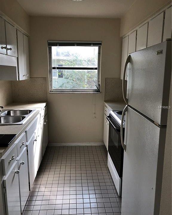 1st image of 600 S Betty Ln APT 6