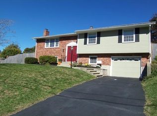 10 Agawam Ave, Danvers, MA 01923