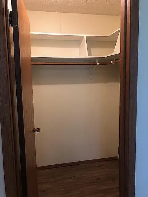 2 bed, 850 sqft, $895 — Photo 3