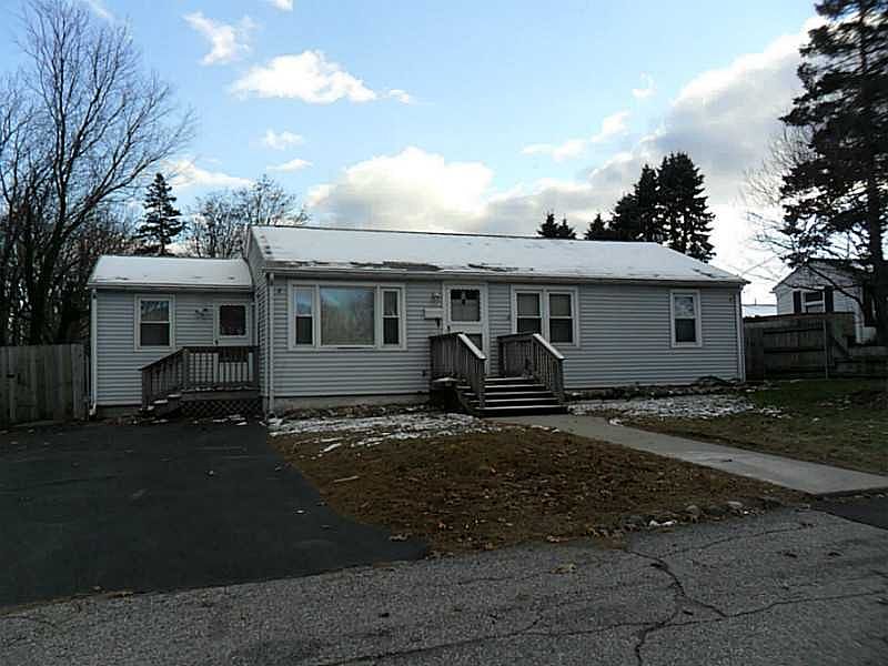 1st image of 4 Rowena Dr