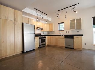 1515 F St, Sacramento, CA 95814