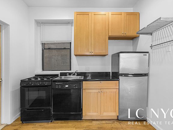 4th image of 297 W 112th St #C3