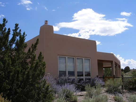 3rd image of 137 Camino Barranca