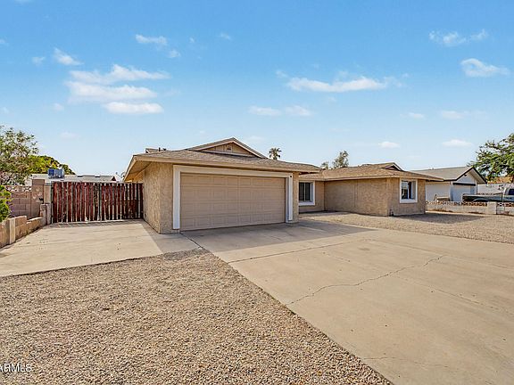 2nd image of 5220 N 68TH Avenue