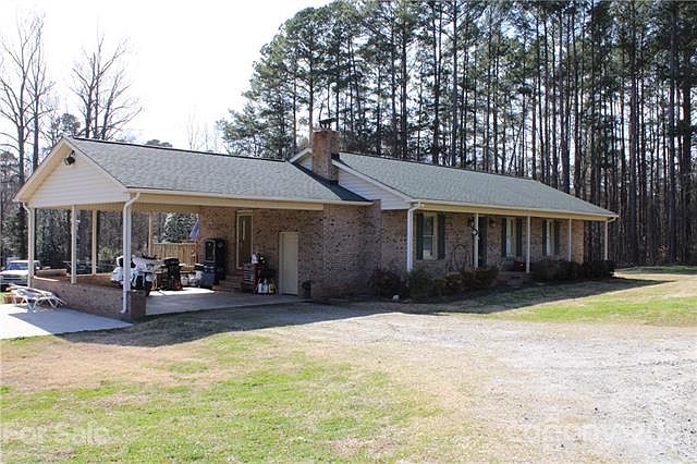 1st image of 114 Hillside Dr