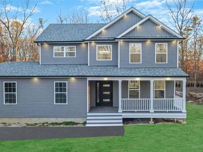 636 Middle Country, Ridge, NY, 11961