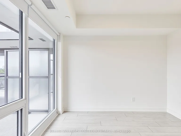 5 Lakeview Ave #520 — Photo 22