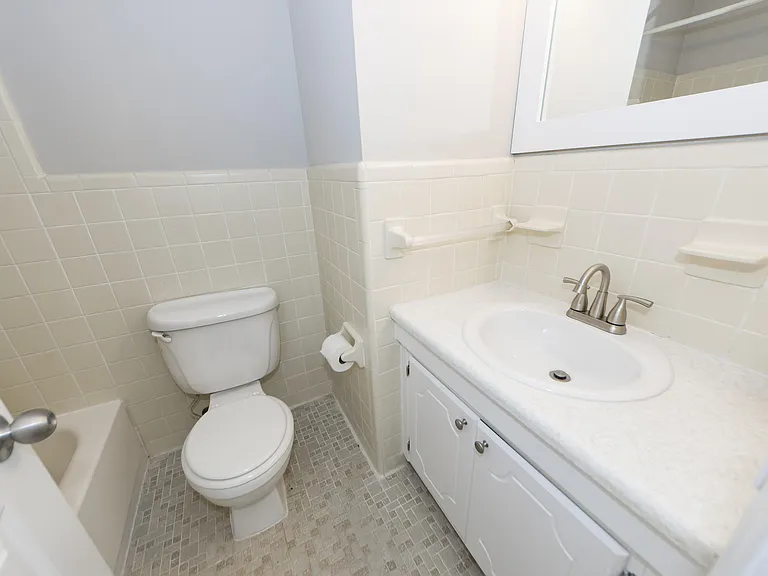 11 Kenilworth Rd — Photo 17