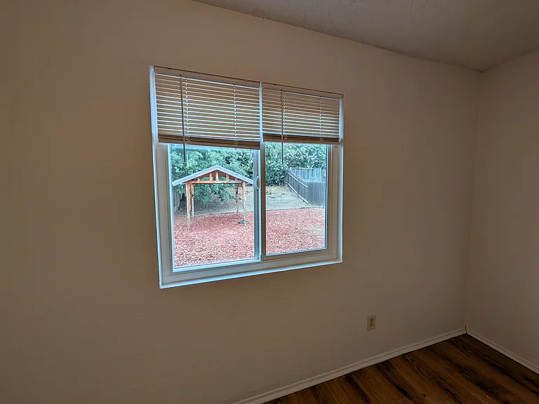 9227 Kelley Dr — Photo 14