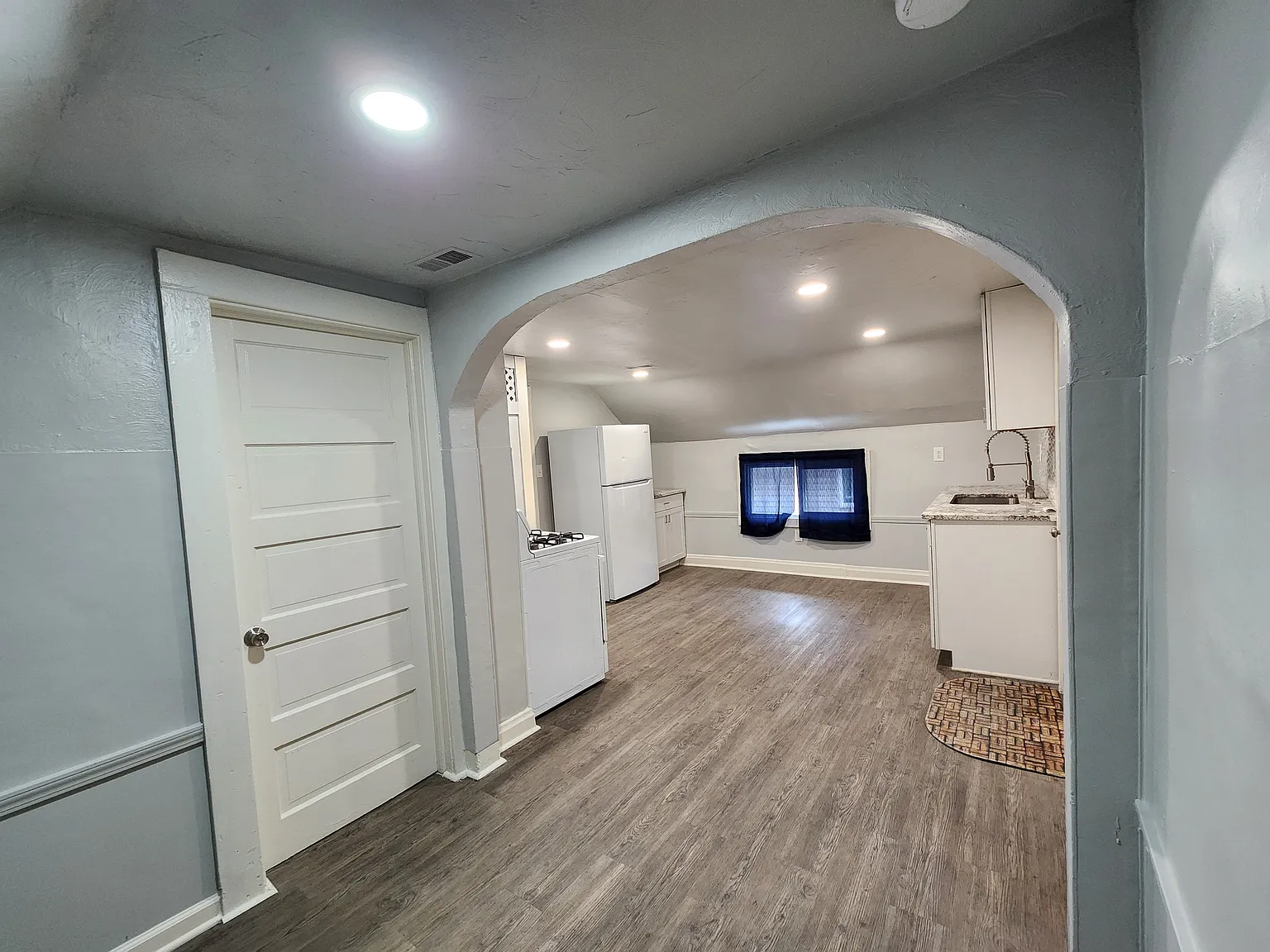 3 bed, $1,500 — Photo 4