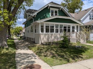 8452 W Lapham St, West Allis, WI 53214