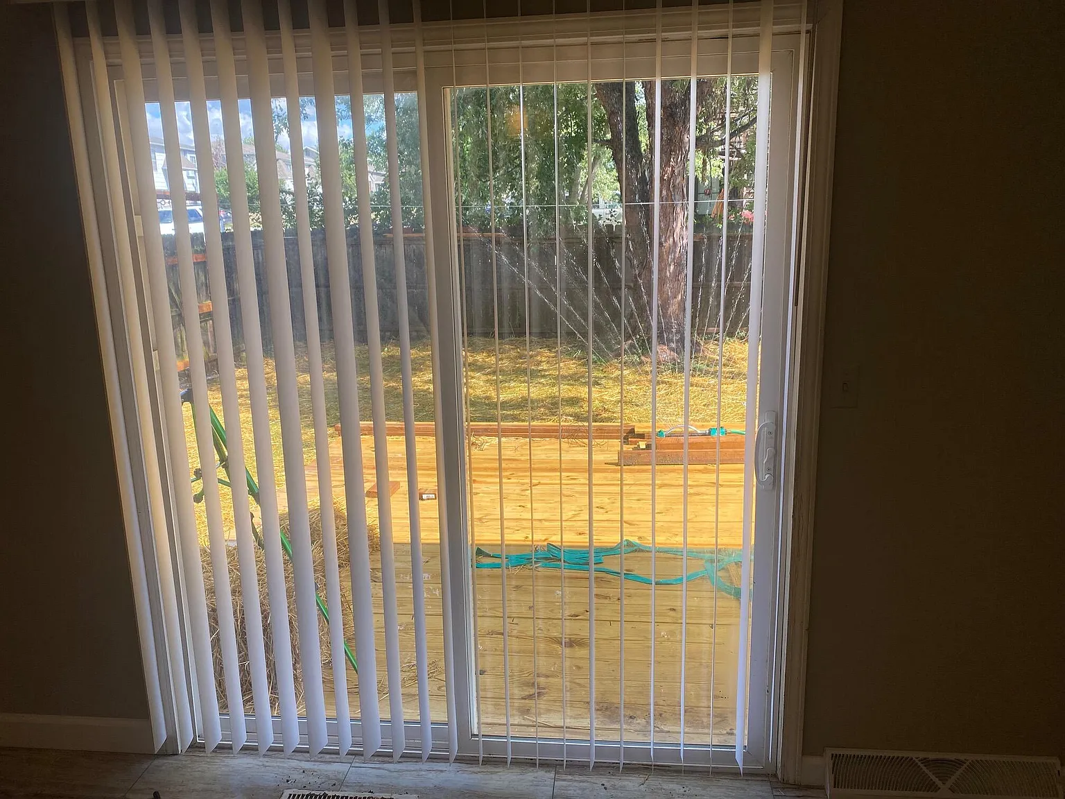 3 bed, 1.5 bath, 892 sqft, $1,250 — Photo 4