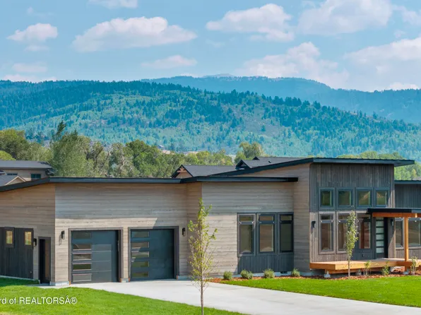 148 Christopher St, Victor, ID 83455