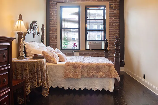 Rented by Ian Alexander Realty Group LLC | media 9