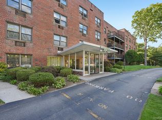 5 Oakdale Manor #L17, Suffern, NY 10901