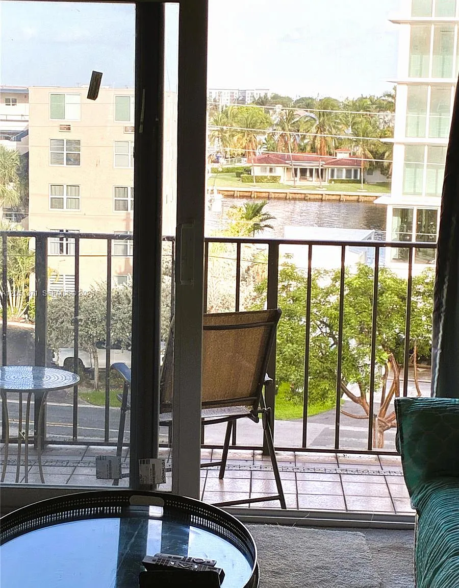 Lado Del Rio Condo — Photo 4