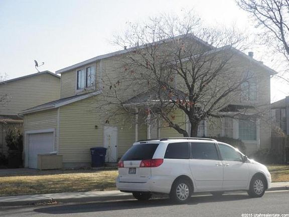 3rd image of 2913 W Sussex Pl