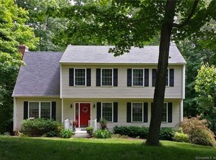6 Steepleview Dr, East Hampton, CT 06424