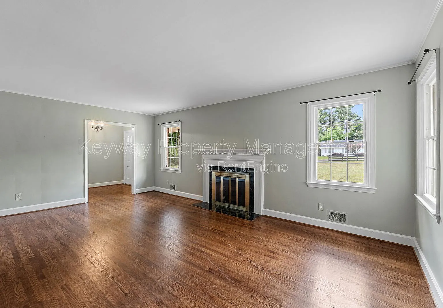 3 bed, 2.0 bath, 1850 sqft, $1,985 — Photo 4