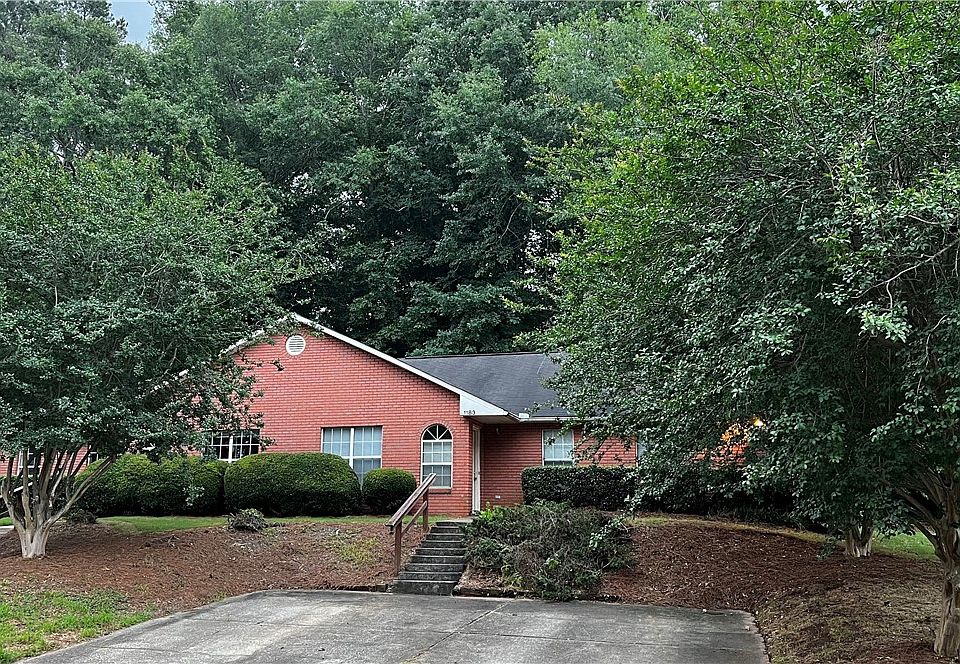 2nd image of 1181/1183 Northlake Drive