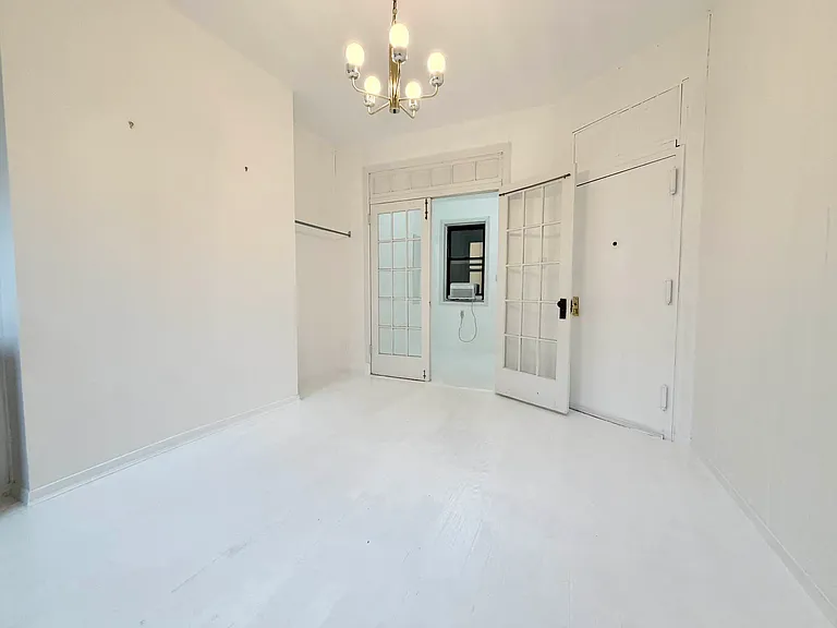 62 E 7th St #3B — Photo 2