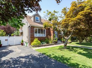 25 Park Dr, Woodland Park, NJ 07424