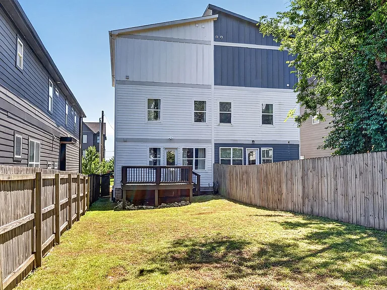 1007A Alice St — Photo 49